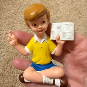 99’s Winnie the Pooh Christopher Robin Figurine Toy